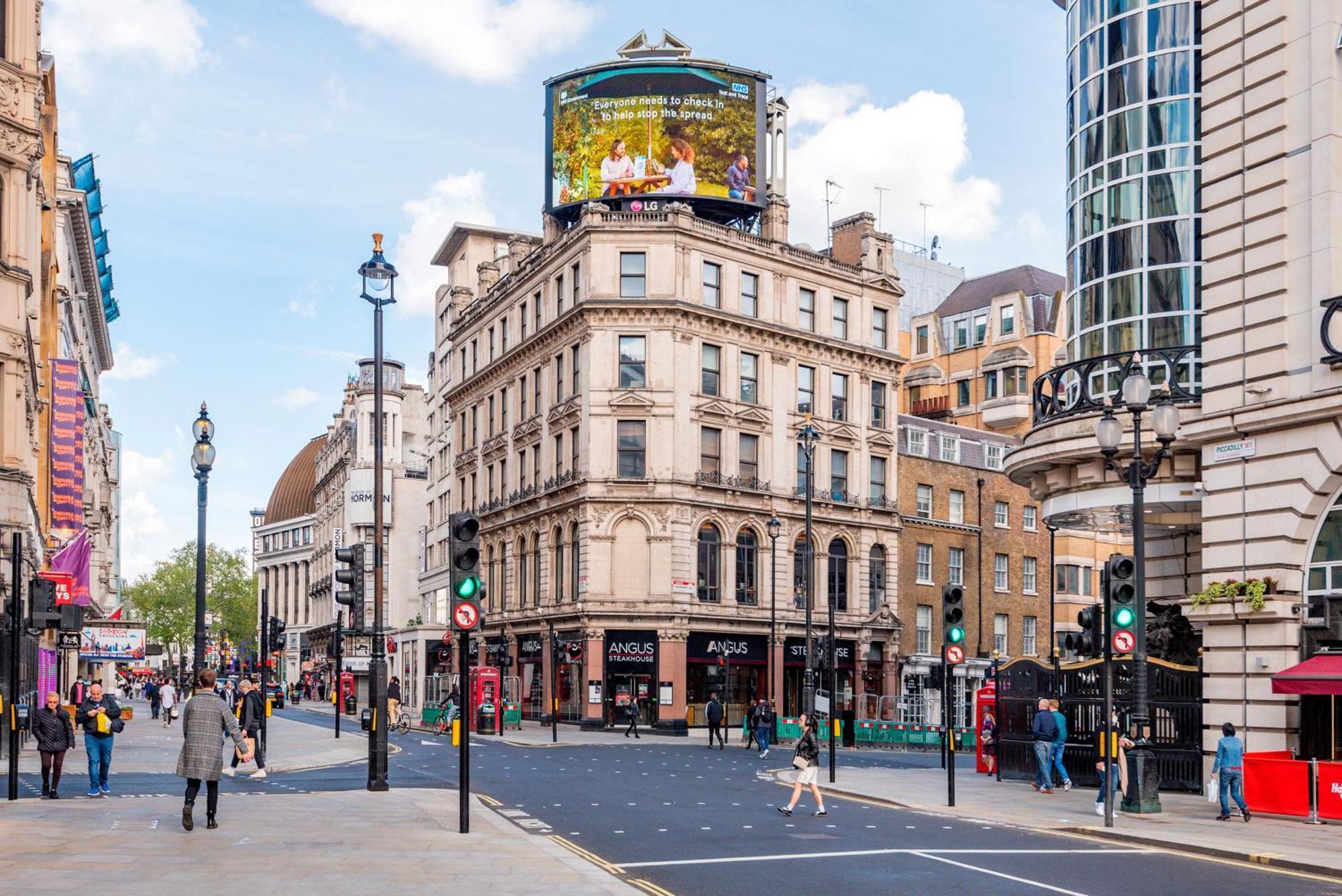 Welcome London Piccadilly Circus Экстерьер фото